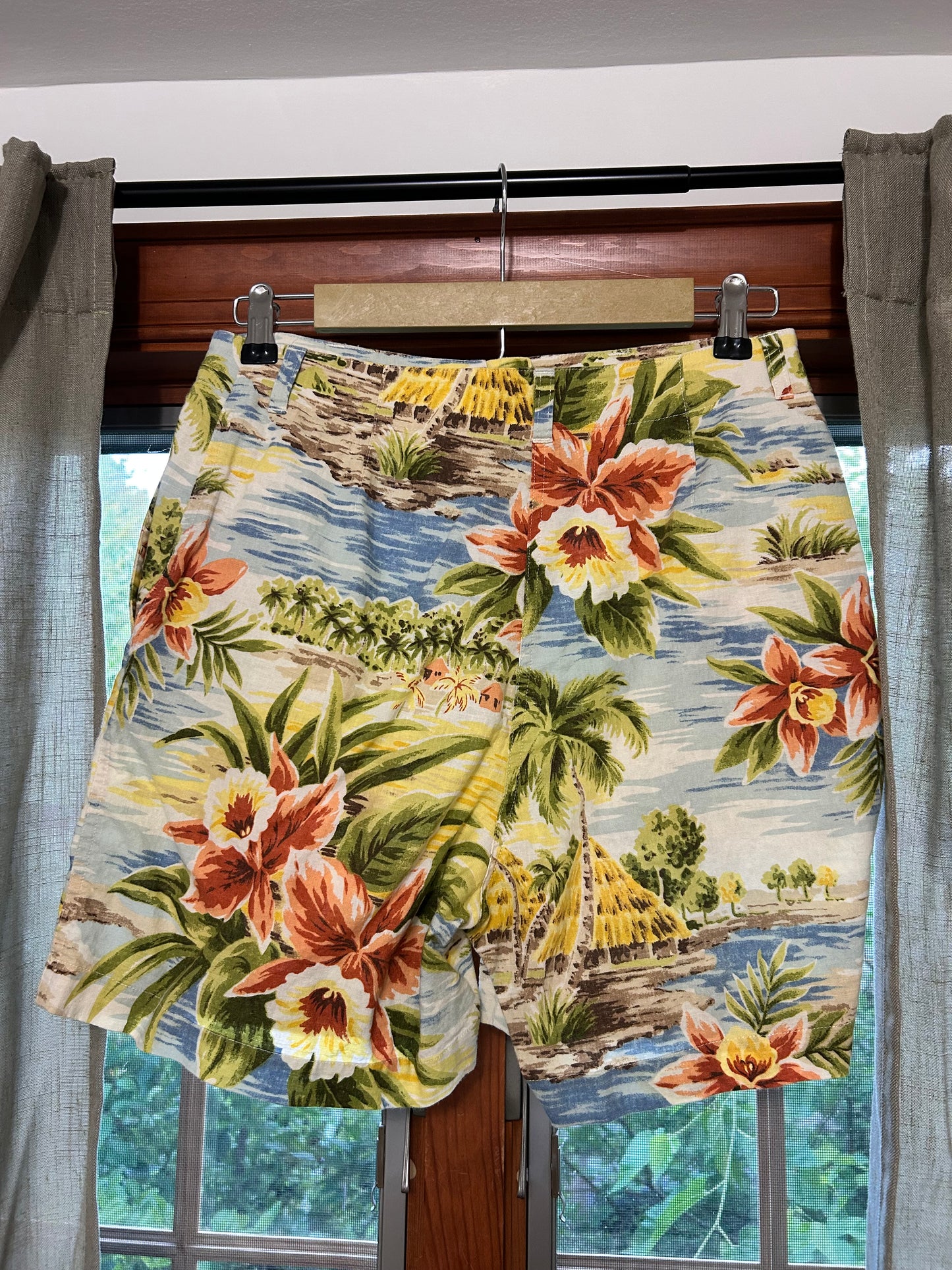 Vintage Beach Shorts (6)