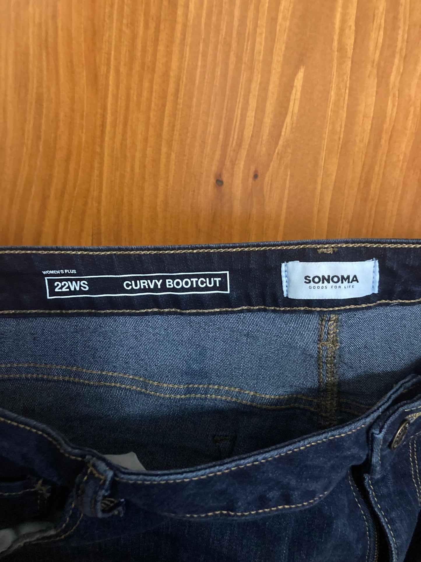 Curvy Bootcut Jeans - 22W